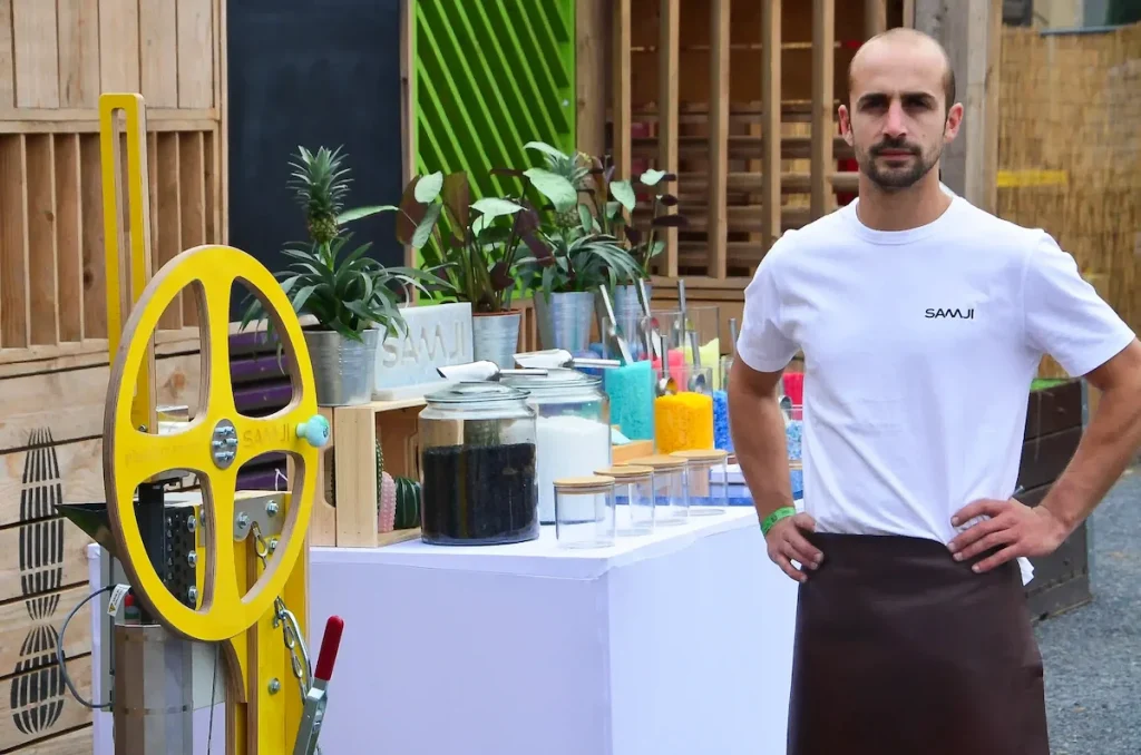 Animation recyclage plastique avec mini-usine nomade SAMJI lors d’un événement RSE